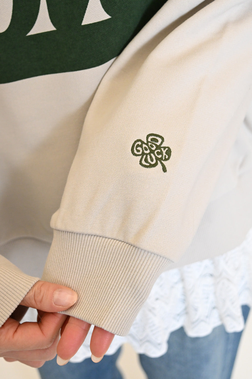 ≪SALE≫ Big Logo & Clover Pullover