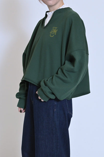 Vネックエンブレム刺繍プルオーバー