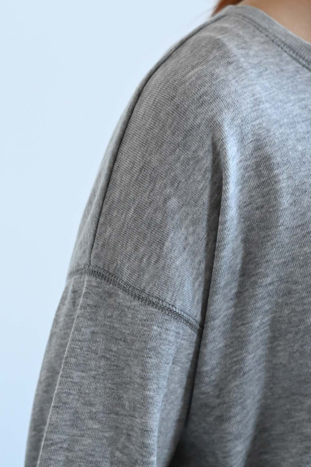 やわらかストレッチ長袖指穴Tee