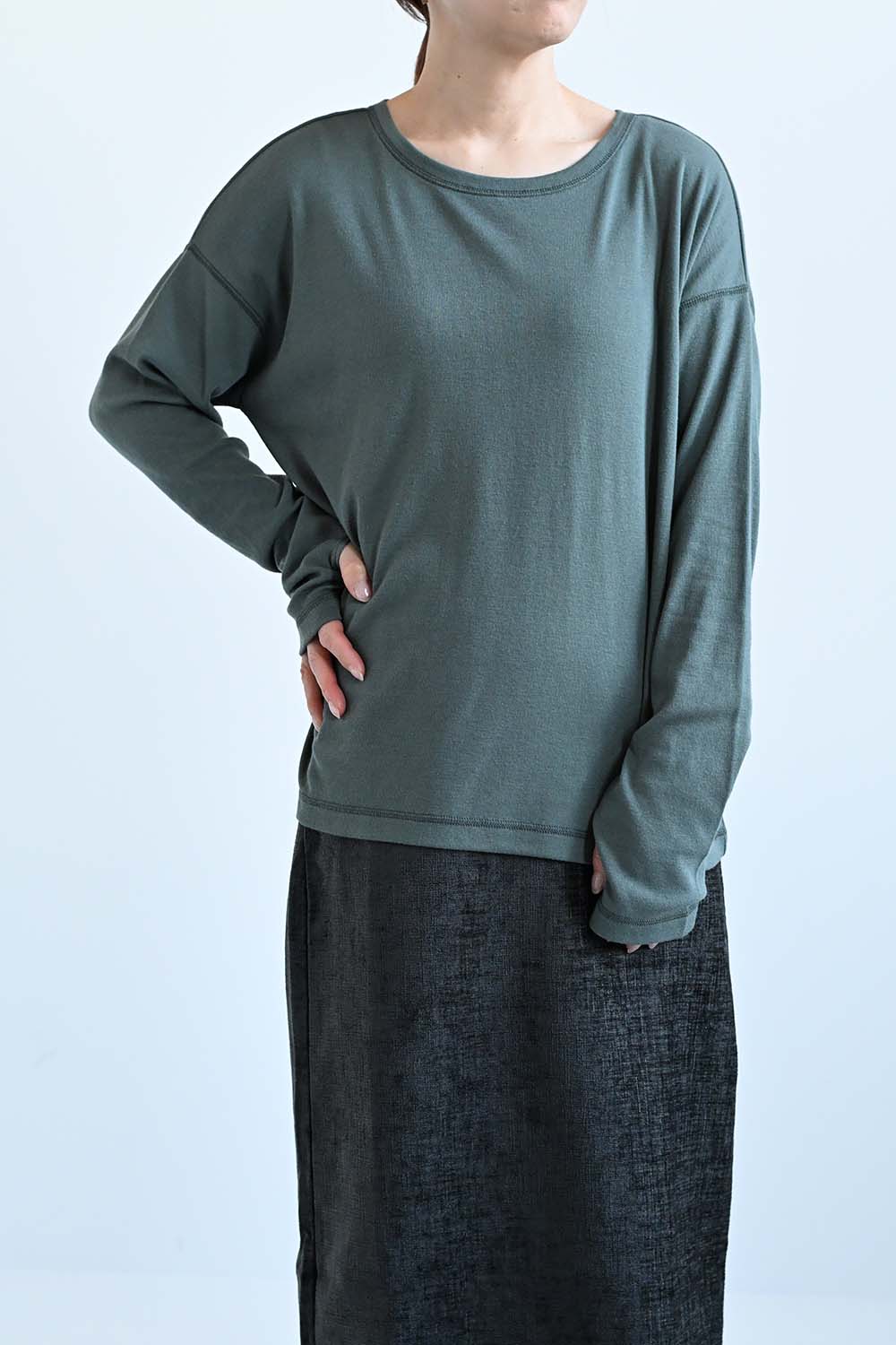 やわらかストレッチ長袖指穴Tee