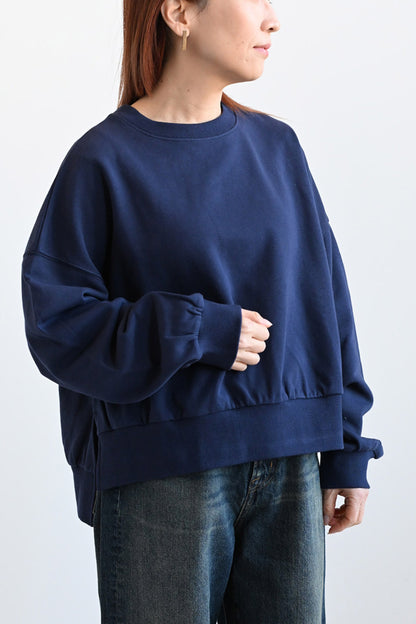 ふんわり裾リブスリットプルオーバー