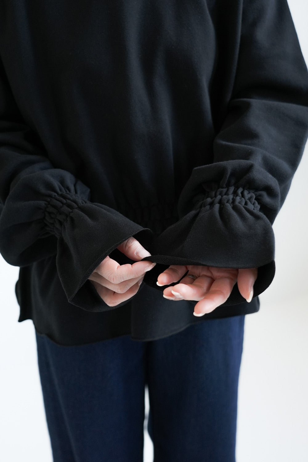 ≪SALE≫Hem & Cuff Ruffle Gathered Pullover