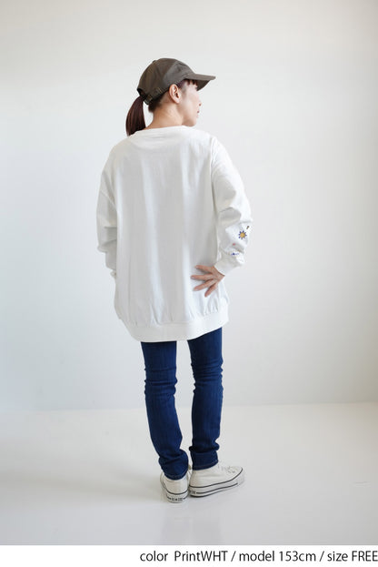 PEEACE!袖刺繍ロンT