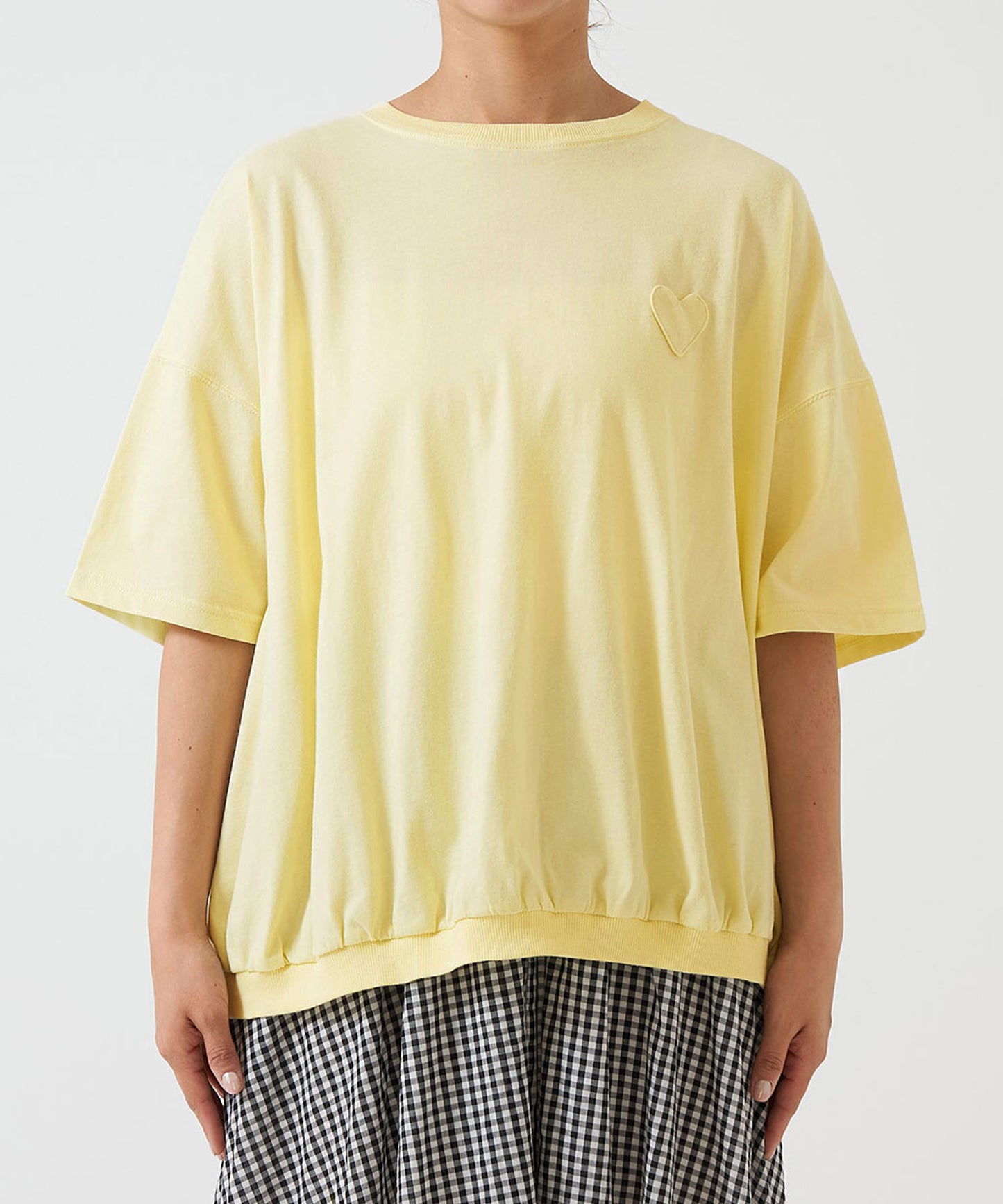 Hem Gathered Heart Pocket Pullover