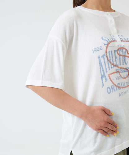 SロゴカレッジヘンリーTEE