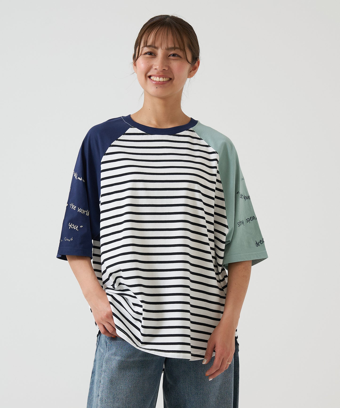 Hem Round Sleeve Embroidery Tunic