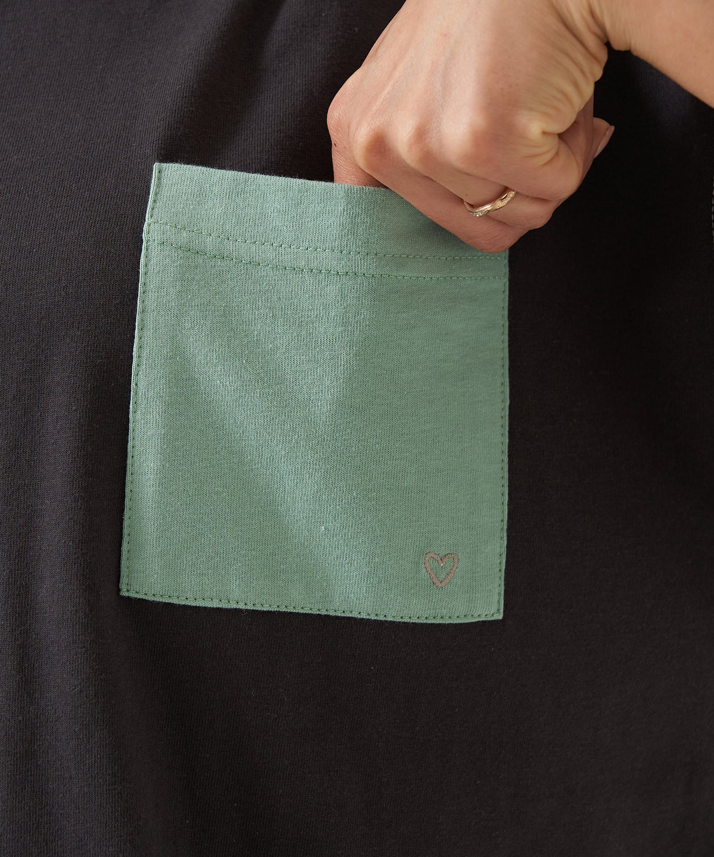 Hem Round Color-Blocked Stitch Tunic