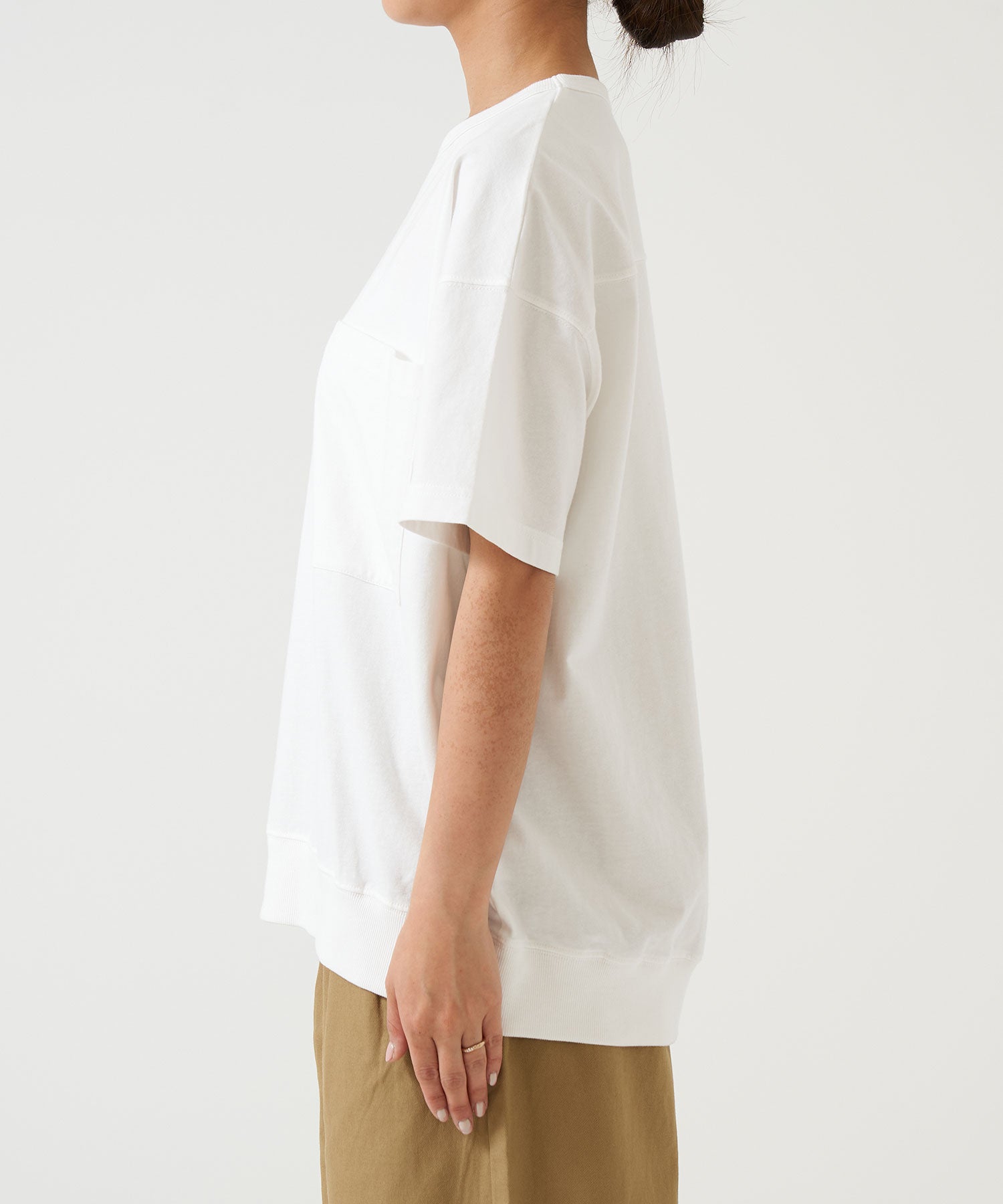 ホワイト / 162cm / FREE