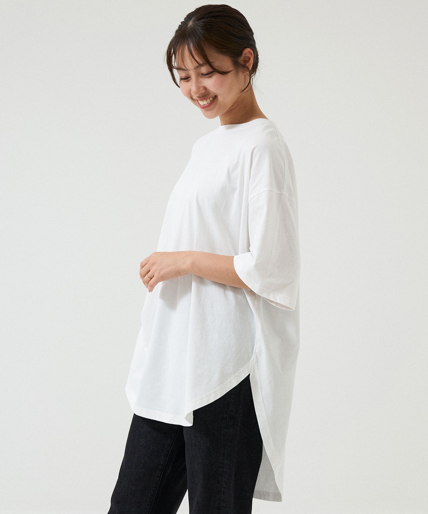 《4月24日入荷》裾ラウンドビッグTEE
