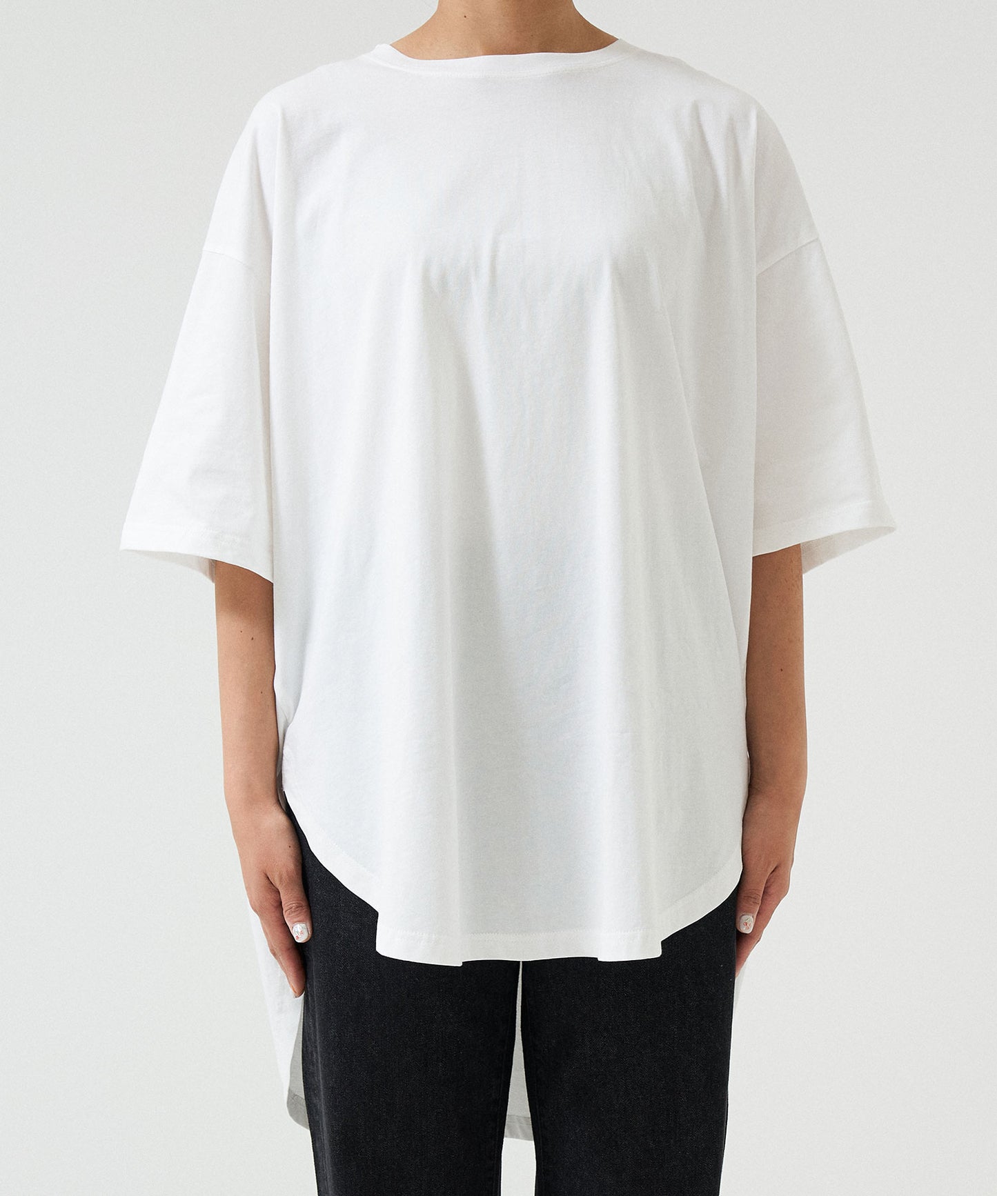 《4月24日入荷》裾ラウンドビッグTEE