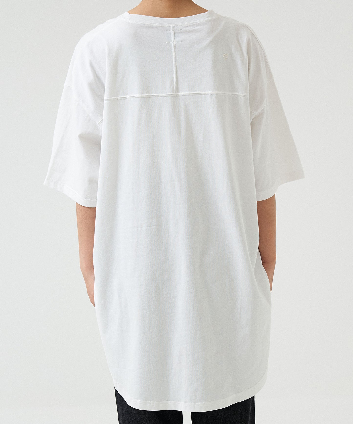 《4月24日入荷》裾ラウンドビッグTEE