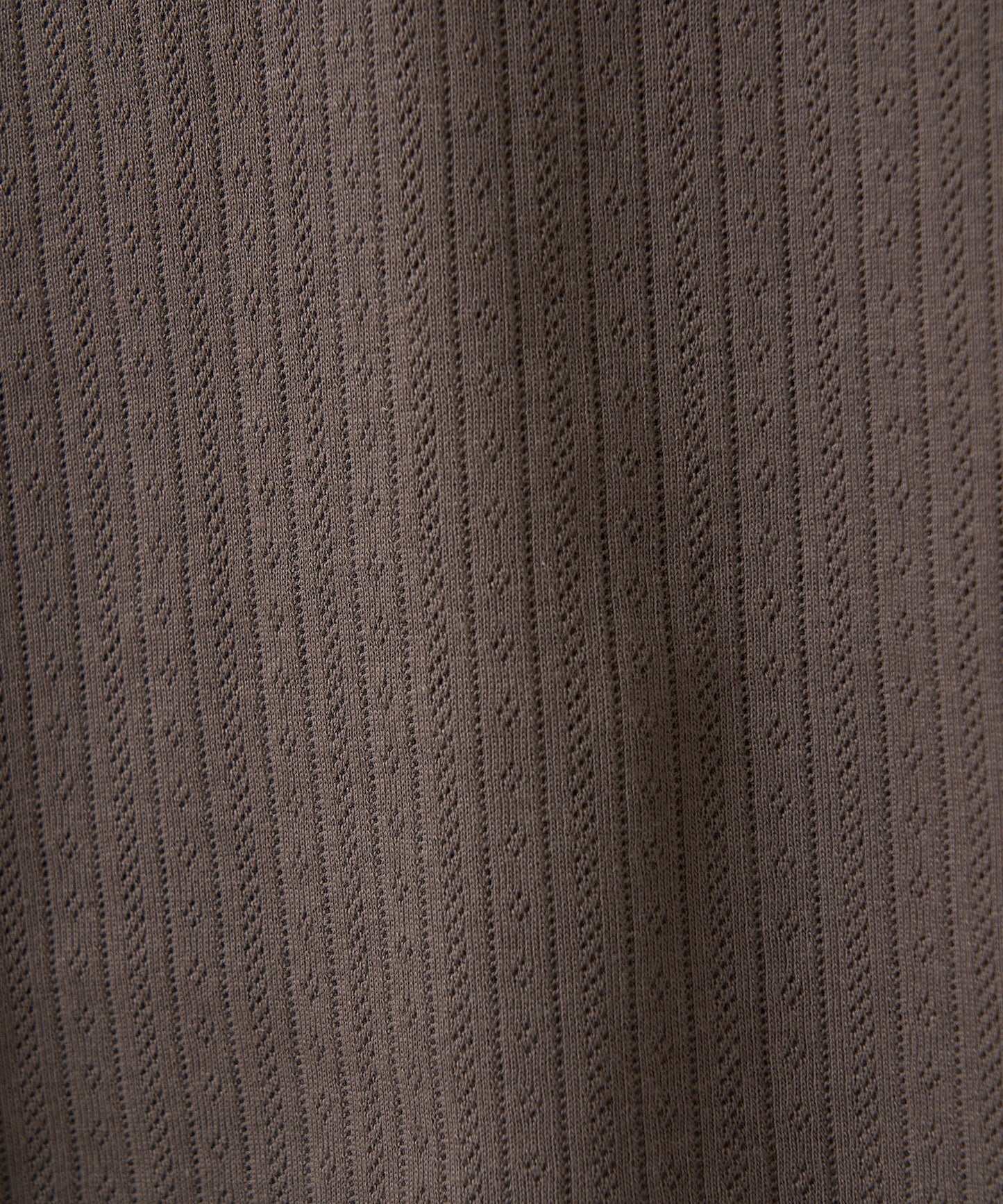 《April 23 Arrival》Eyelet Rib Crew Henley Pullover