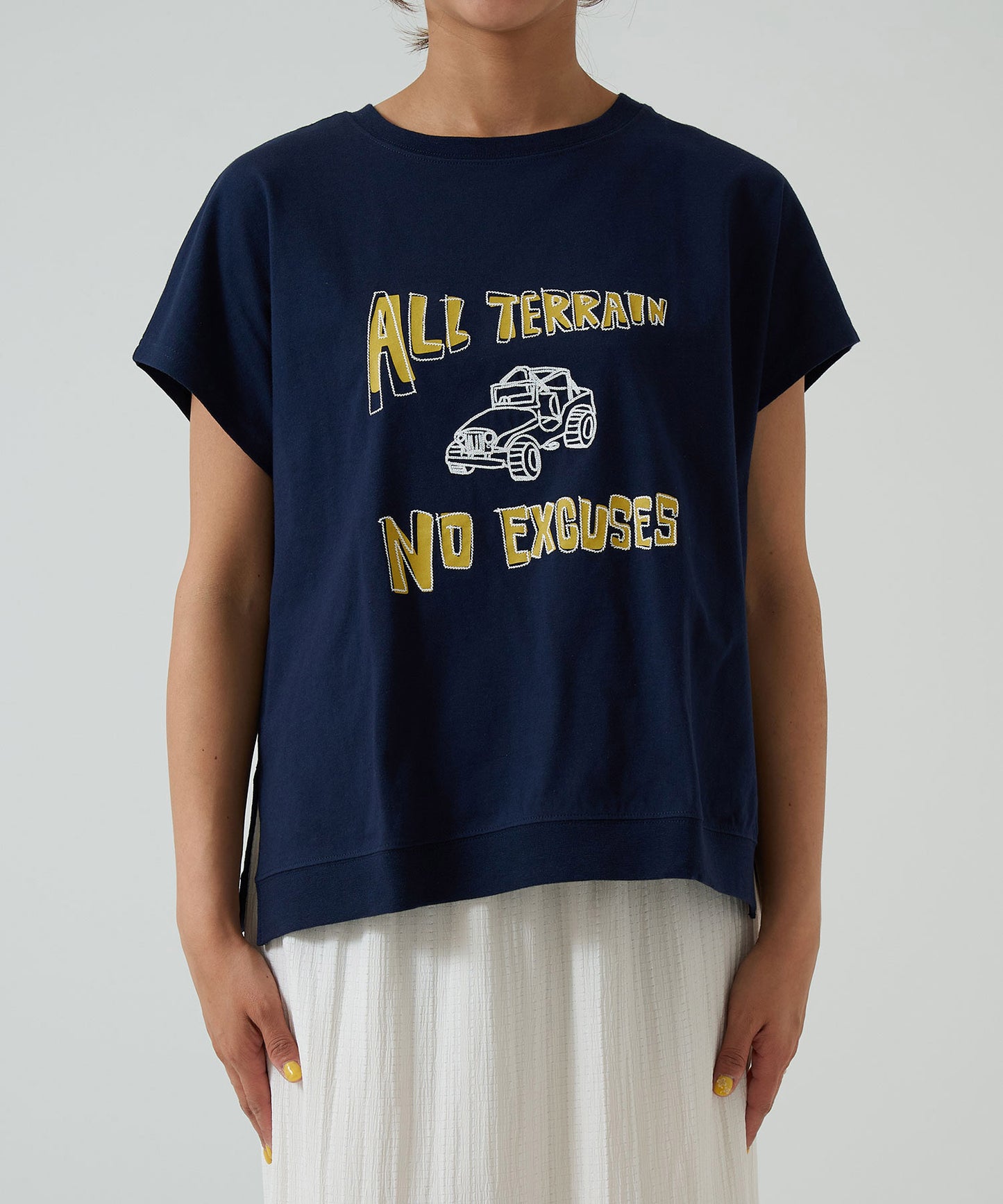 《Scheduled for Arrival Soon》JEEP Embroidery TEE