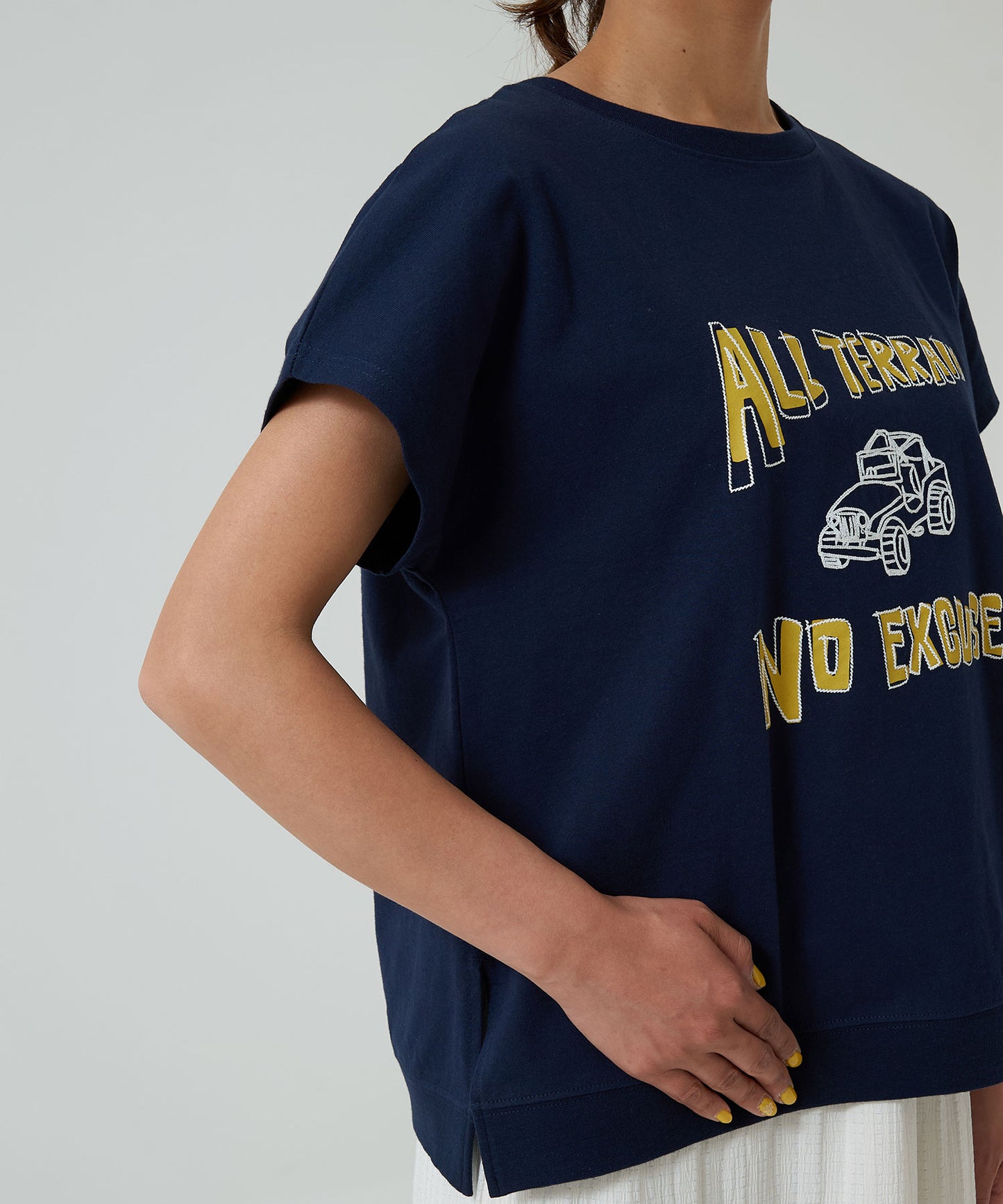 《Scheduled for Arrival Soon》JEEP Embroidery TEE