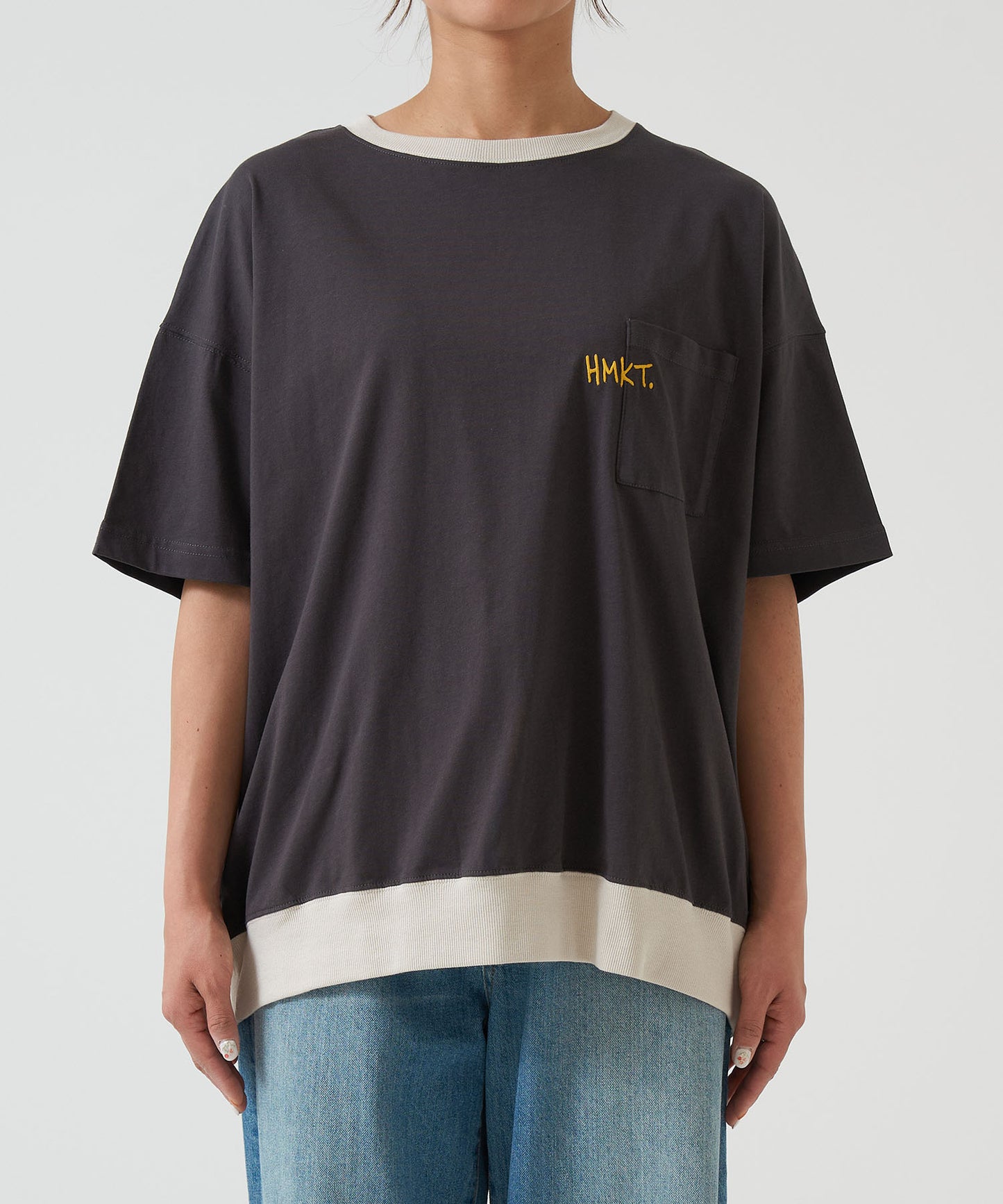 One-Sided Chest Embroidery Back Print Pullover