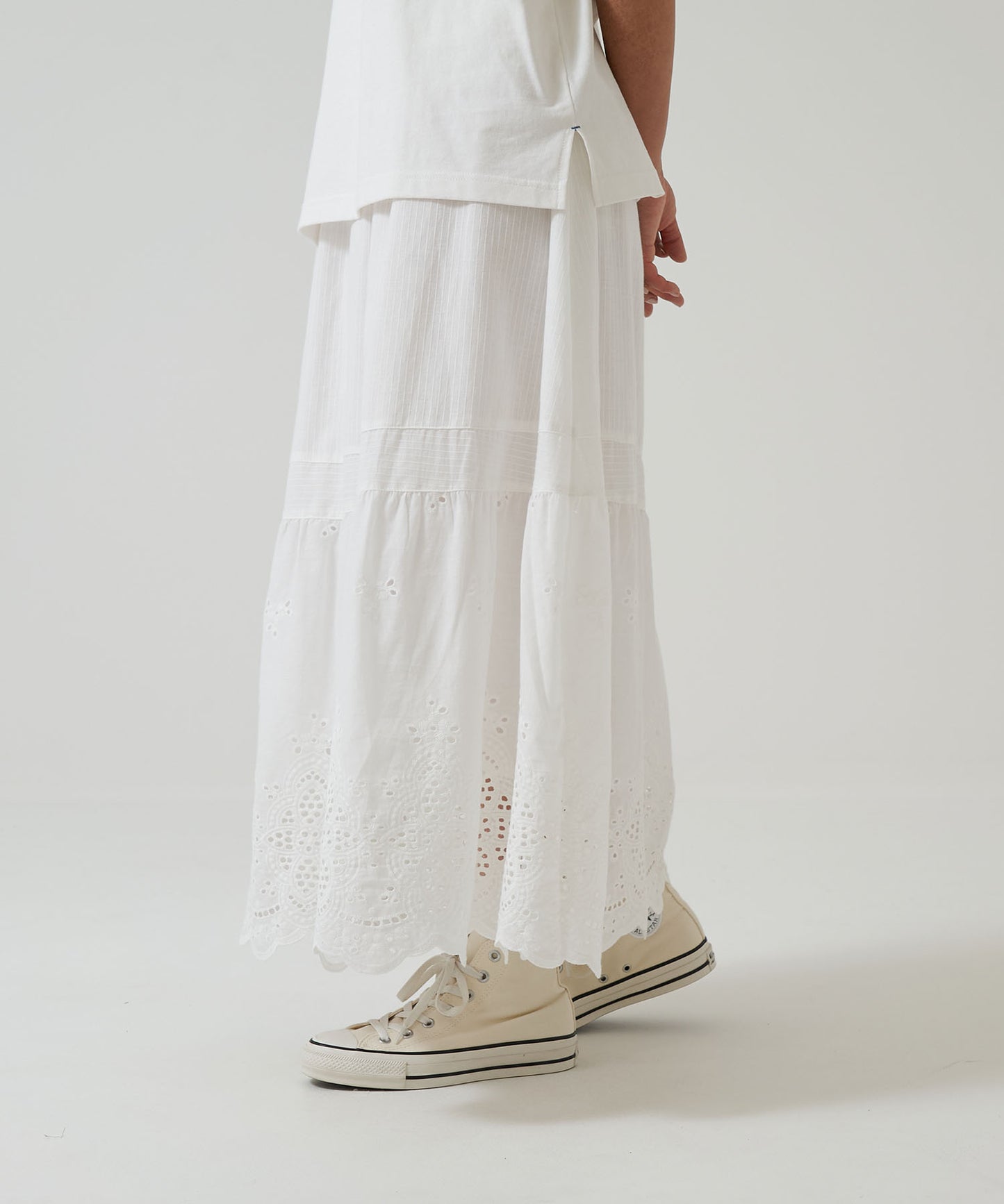 Lace Hem Panel Skirt