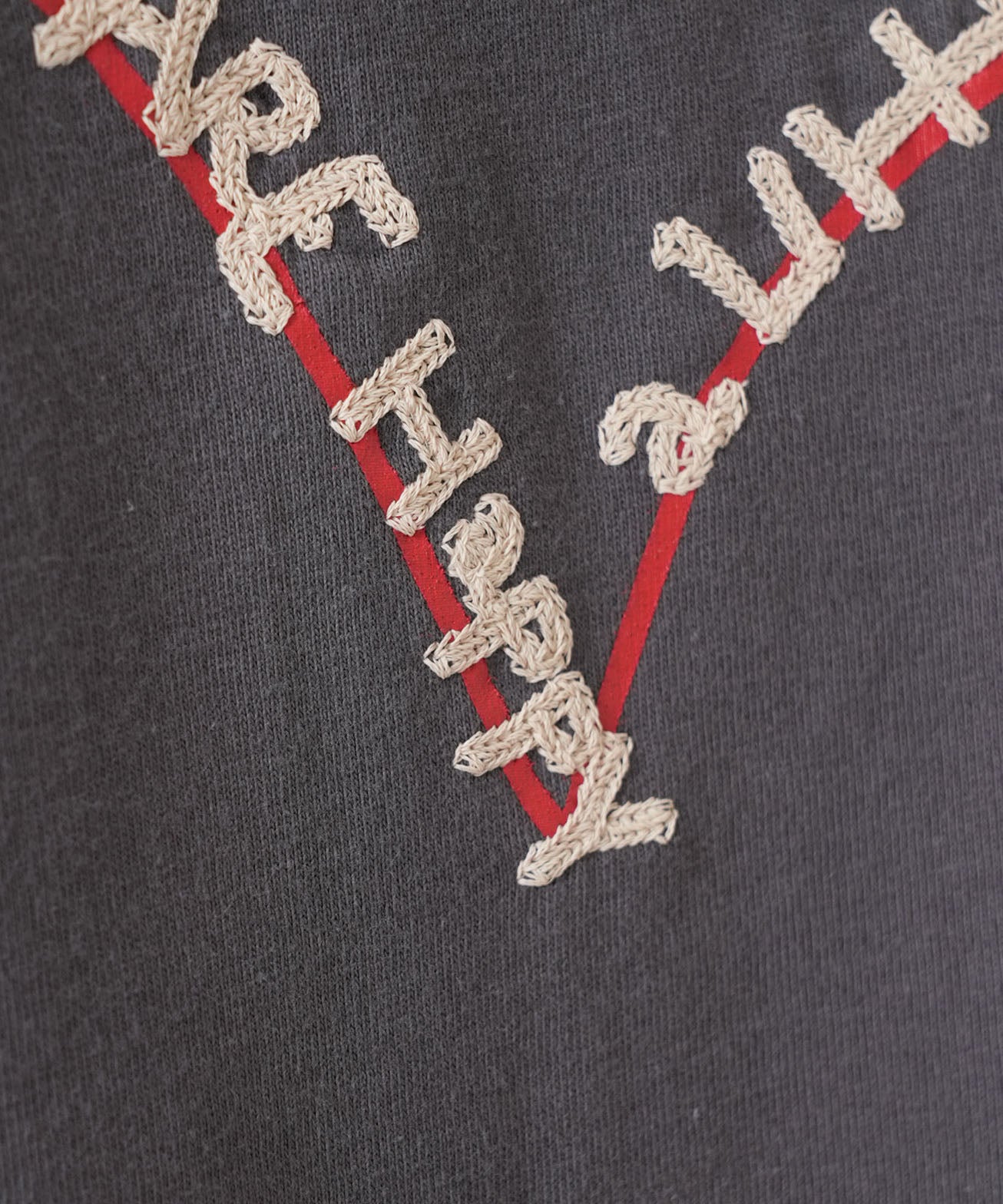 Back embroidered heart tank