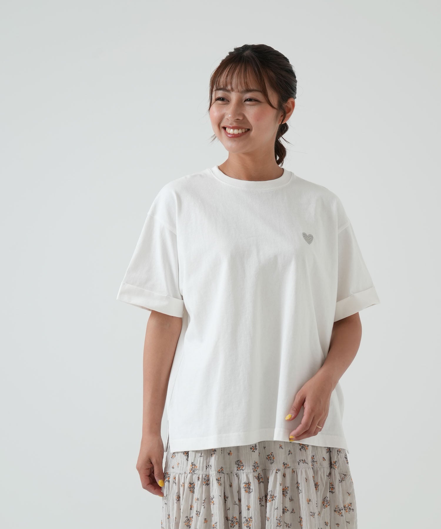 ハート刺繍Tシャツ – HEART MARKET