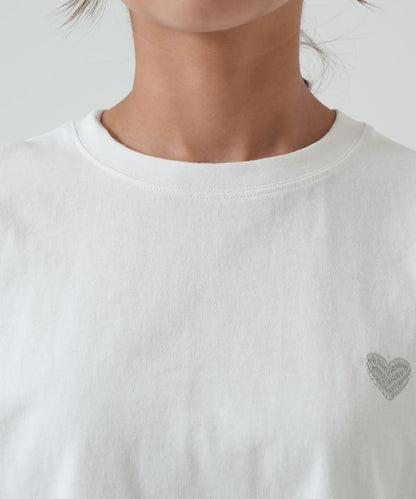 ハート刺繍Tシャツ