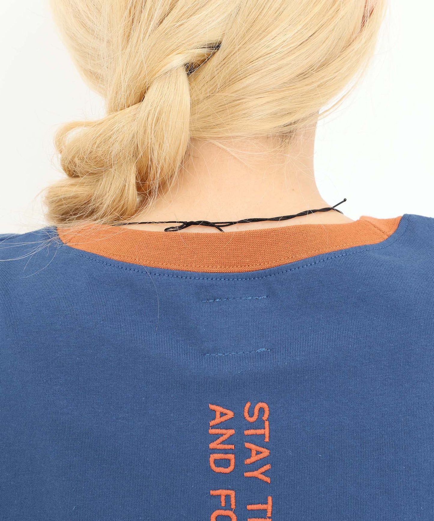 《近日発売》バックタテ刺繍チュニック