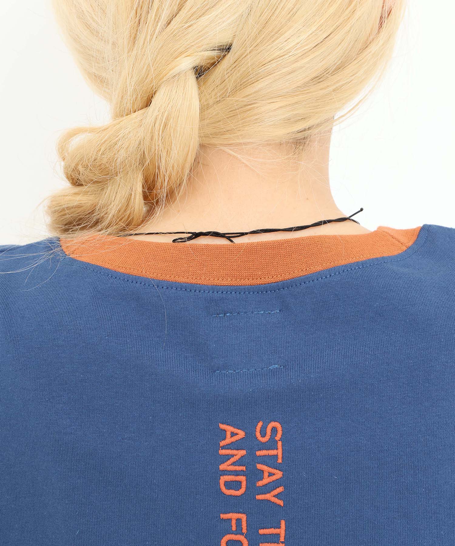 《近日発売》バックタテ刺繍チュニック
