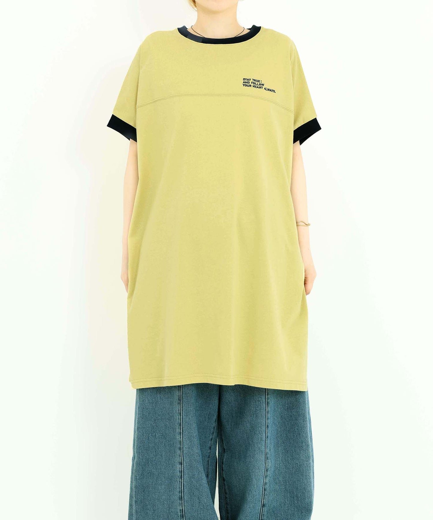 イエロー ※この画像が実物に最も近いお色味です。