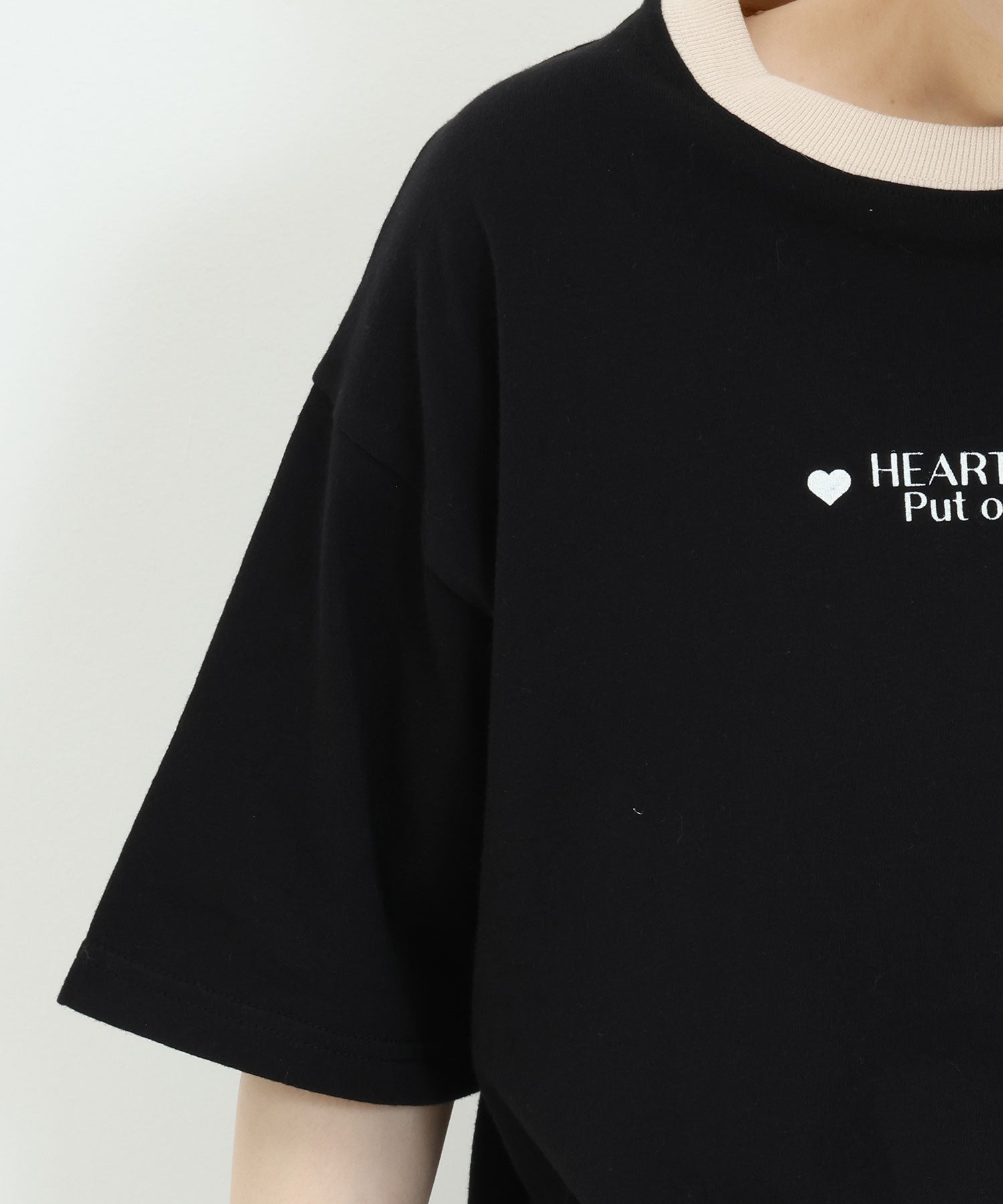 《近日発売》【スタッフ企画】ハートの日ハートがいっぱいT
