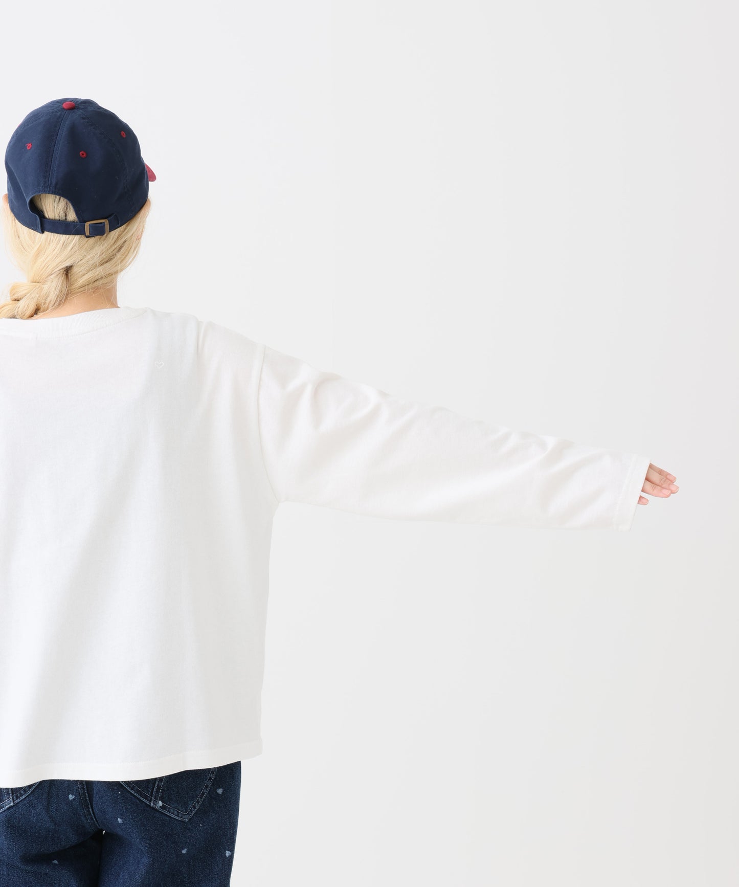 《近日発売》ワイドな無地ロンT