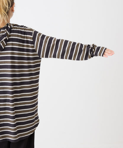 《近日発売》ボーダーフード付き裾ラウンドインナー