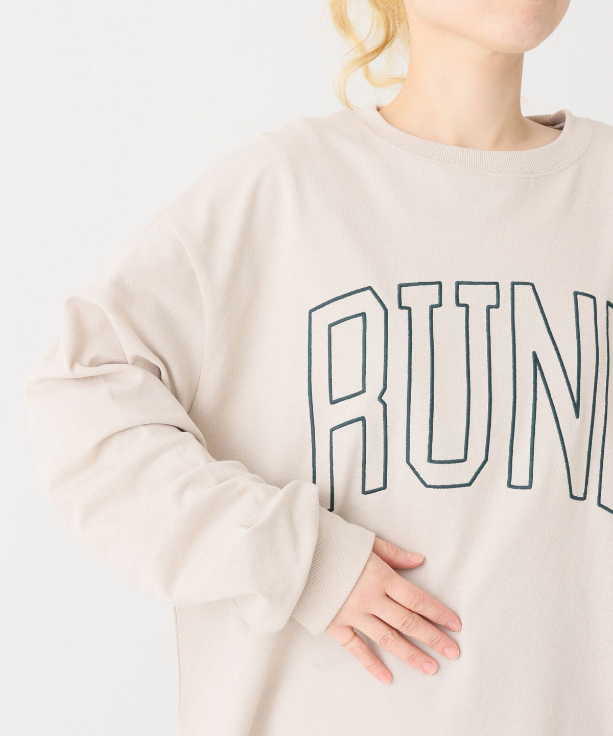 《10/7発売》RUNE刺繍ロゴチュニック