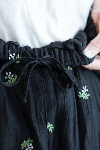 ≪SALE≫Sheer Small Flower Embroidered Loose Pants