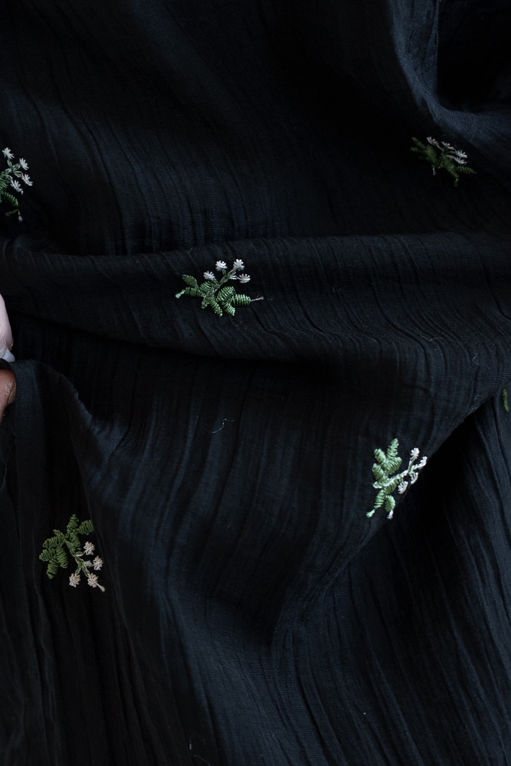 ≪SALE≫Sheer Small Flower Embroidered Loose Pants