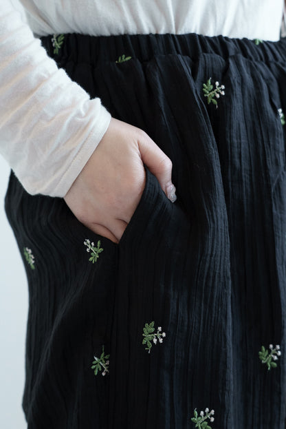 ≪SALE≫Sheer Small Flower Embroidered Loose Pants