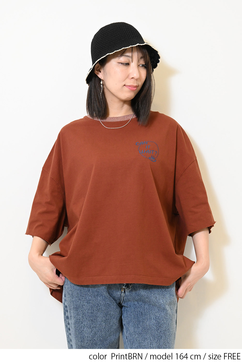 ★OY★EMBROIDERED HEART TEE - BROWN★正規品/韓国直送料込 ≪SALE≫Print+刺繍ワイドTee – HEART MARKET