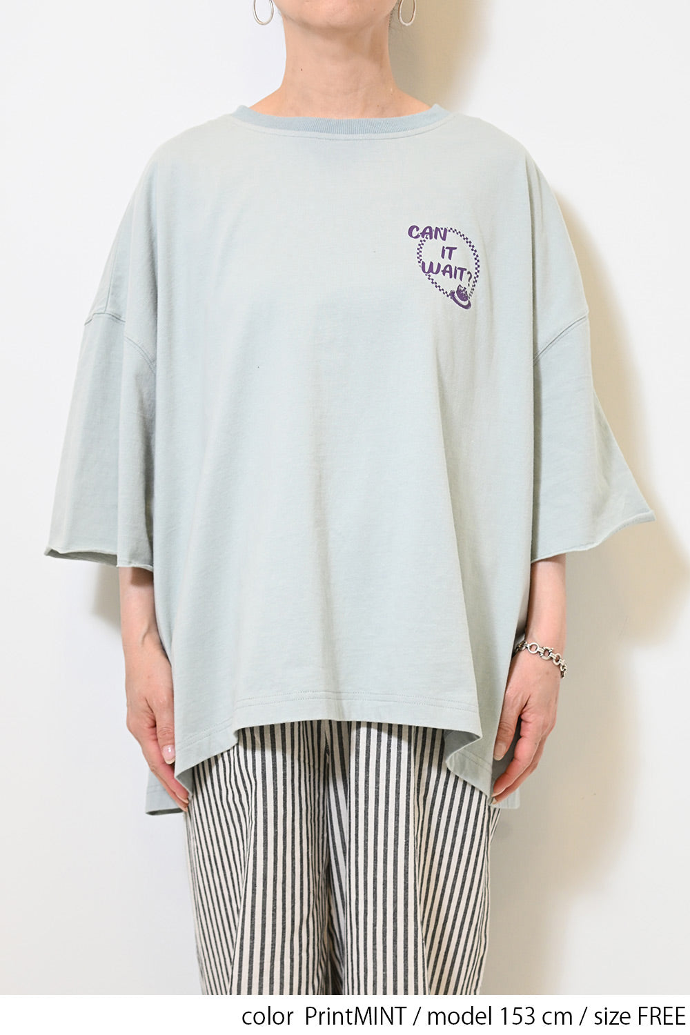 2buy10％OFF 3buy15％OFF開催中／≪SALE≫Print+刺繍ワイドTee