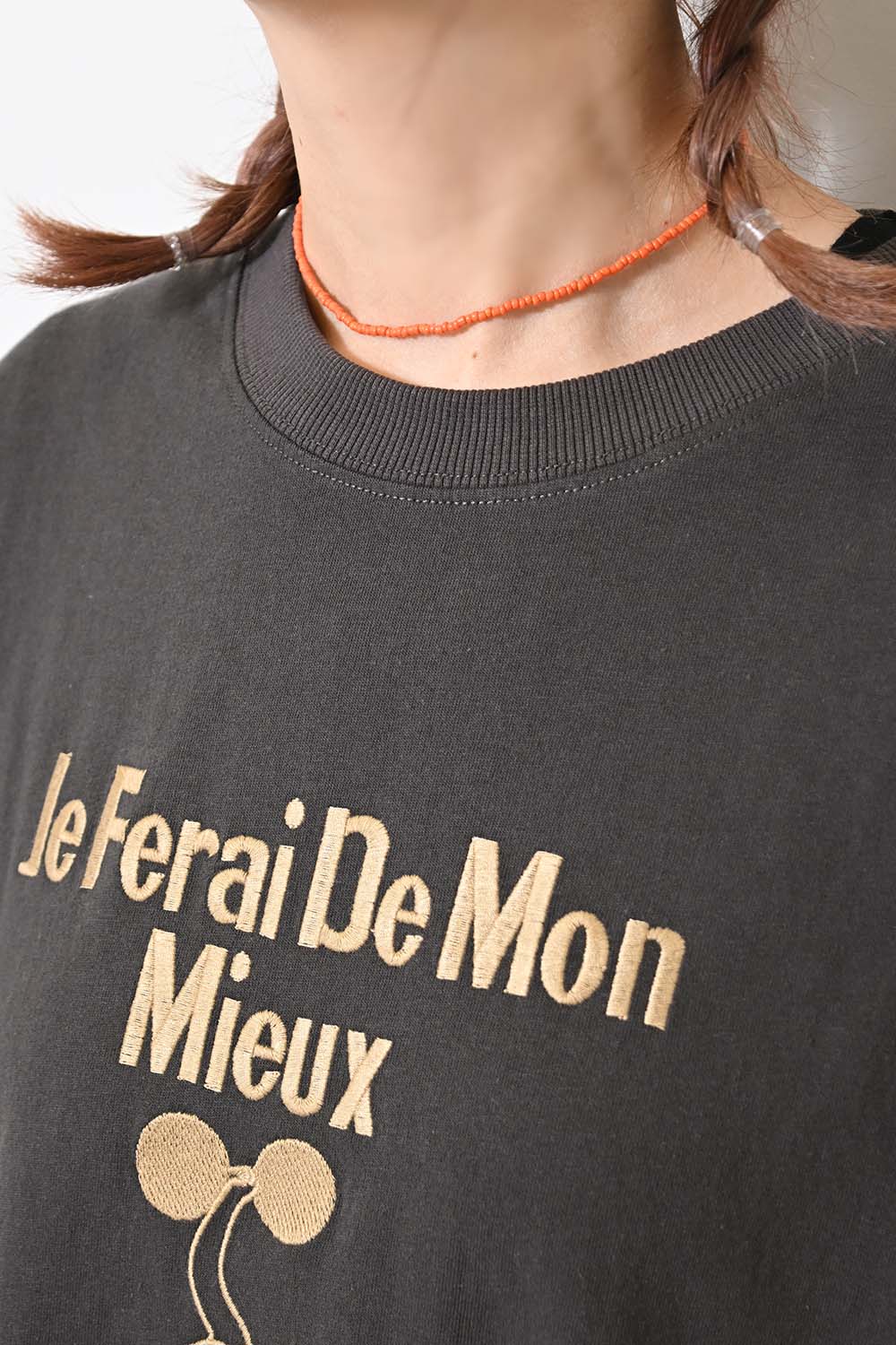 ≪SALE≫【KAKELA&TRANQUIL】Wrestler Embroidered Tee