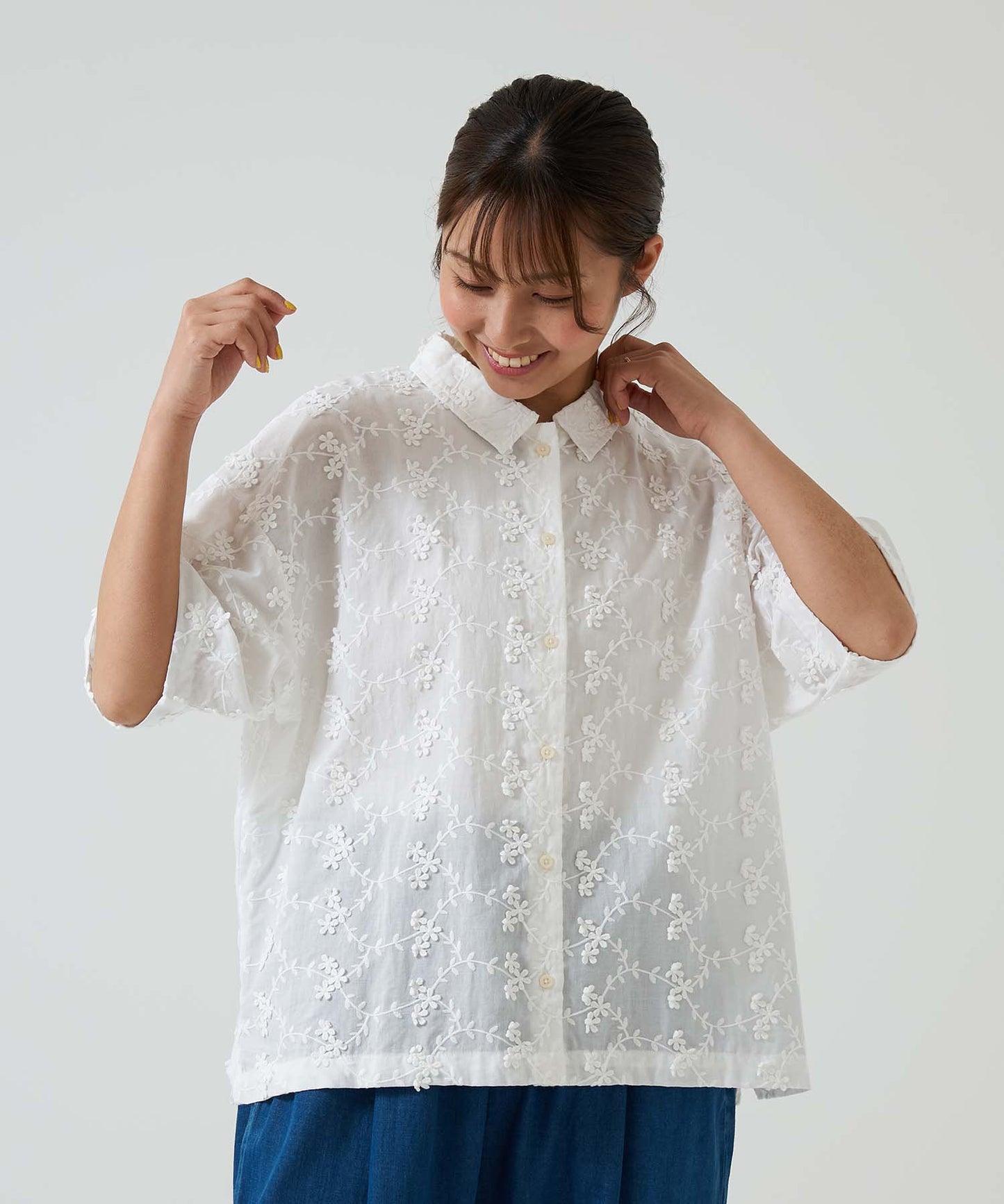 Flower Half-Sleeve Shirt