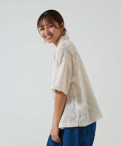 Flower Half-Sleeve Shirt