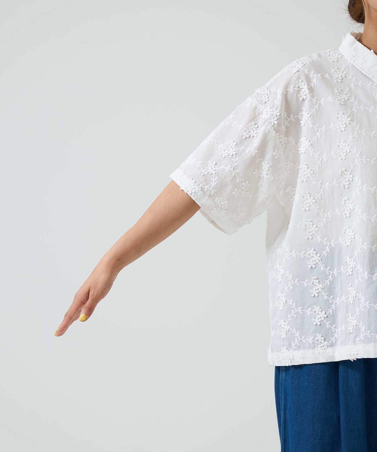 Flower Half-Sleeve Shirt