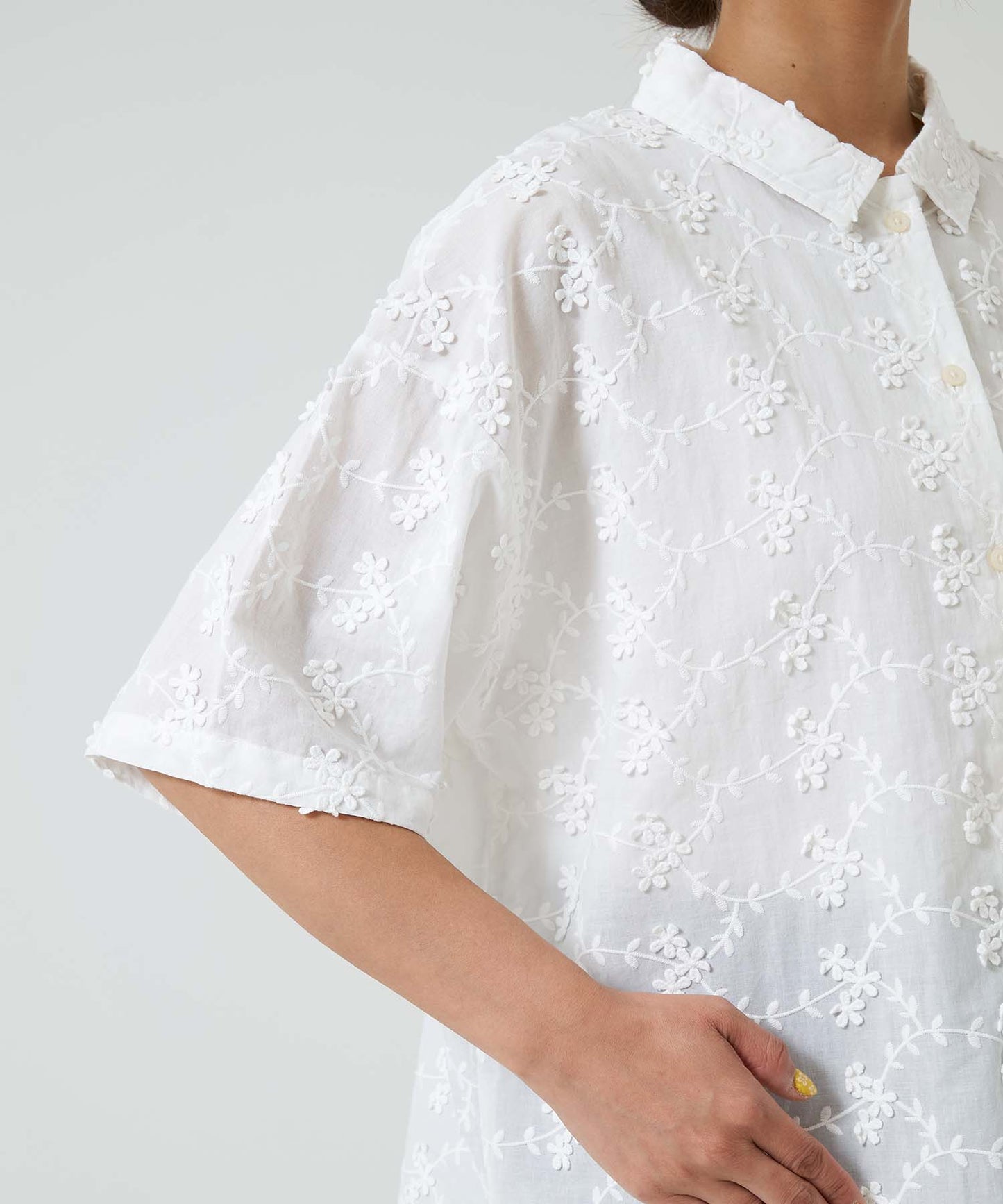 Flower Half-Sleeve Shirt