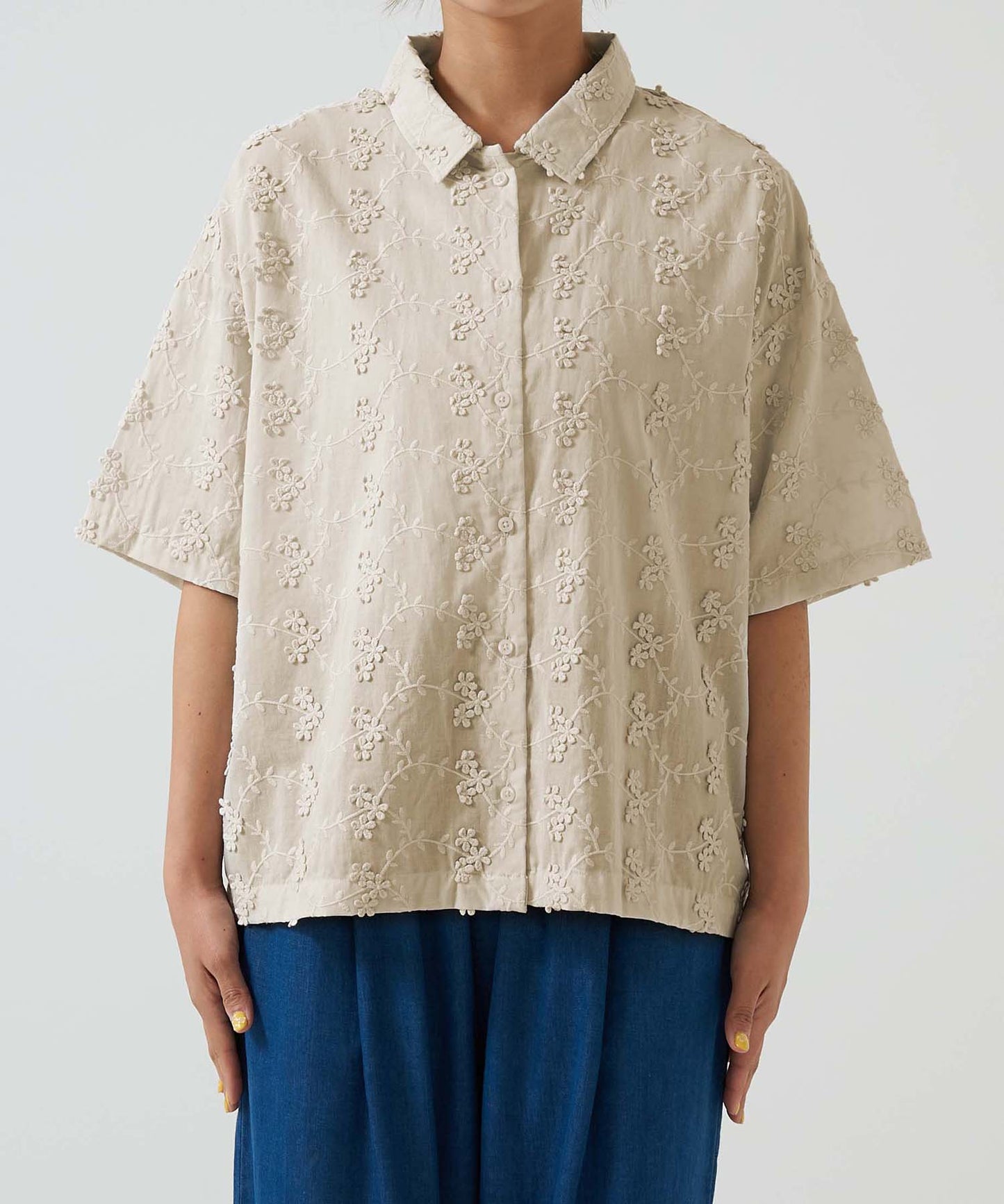 Flower Half-Sleeve Shirt