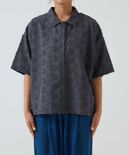 Flower Half-Sleeve Shirt