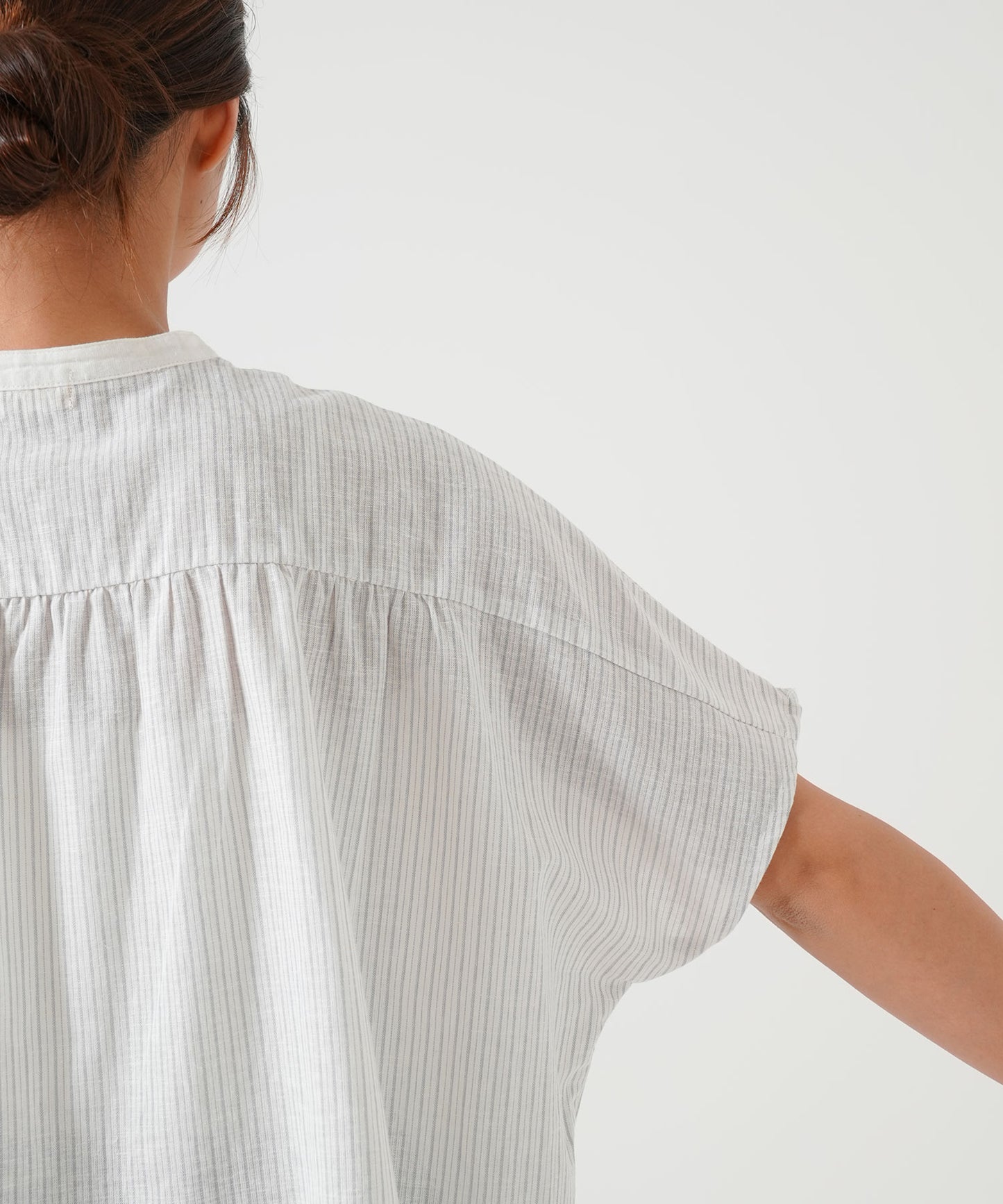 Cotton-linen short-sleeve shirt