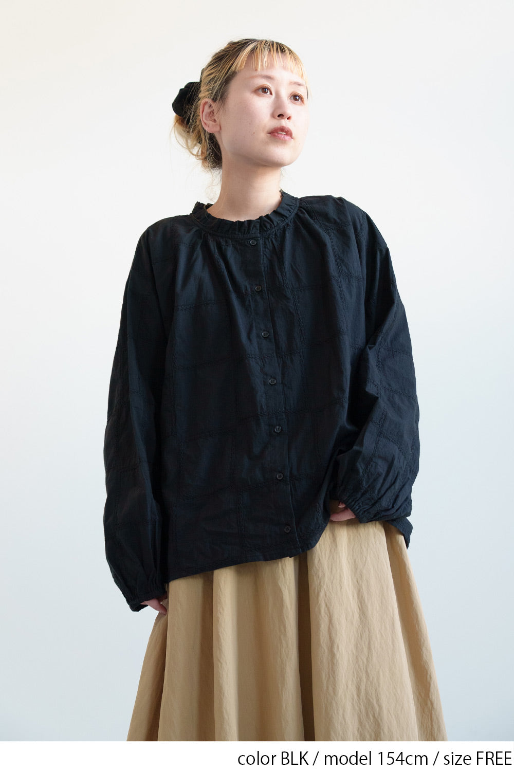 スクエア刺繍衿フリルブラウス – HEART MARKET