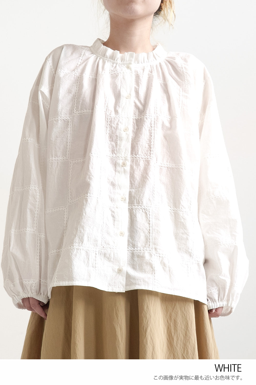 WHITE / この画像が実物に最も近いお色味です。