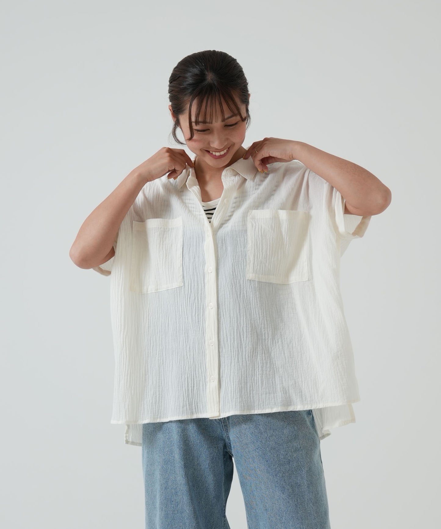 ★《Scheduled to arrive April 28》Front-open short-sleeve wide shirt