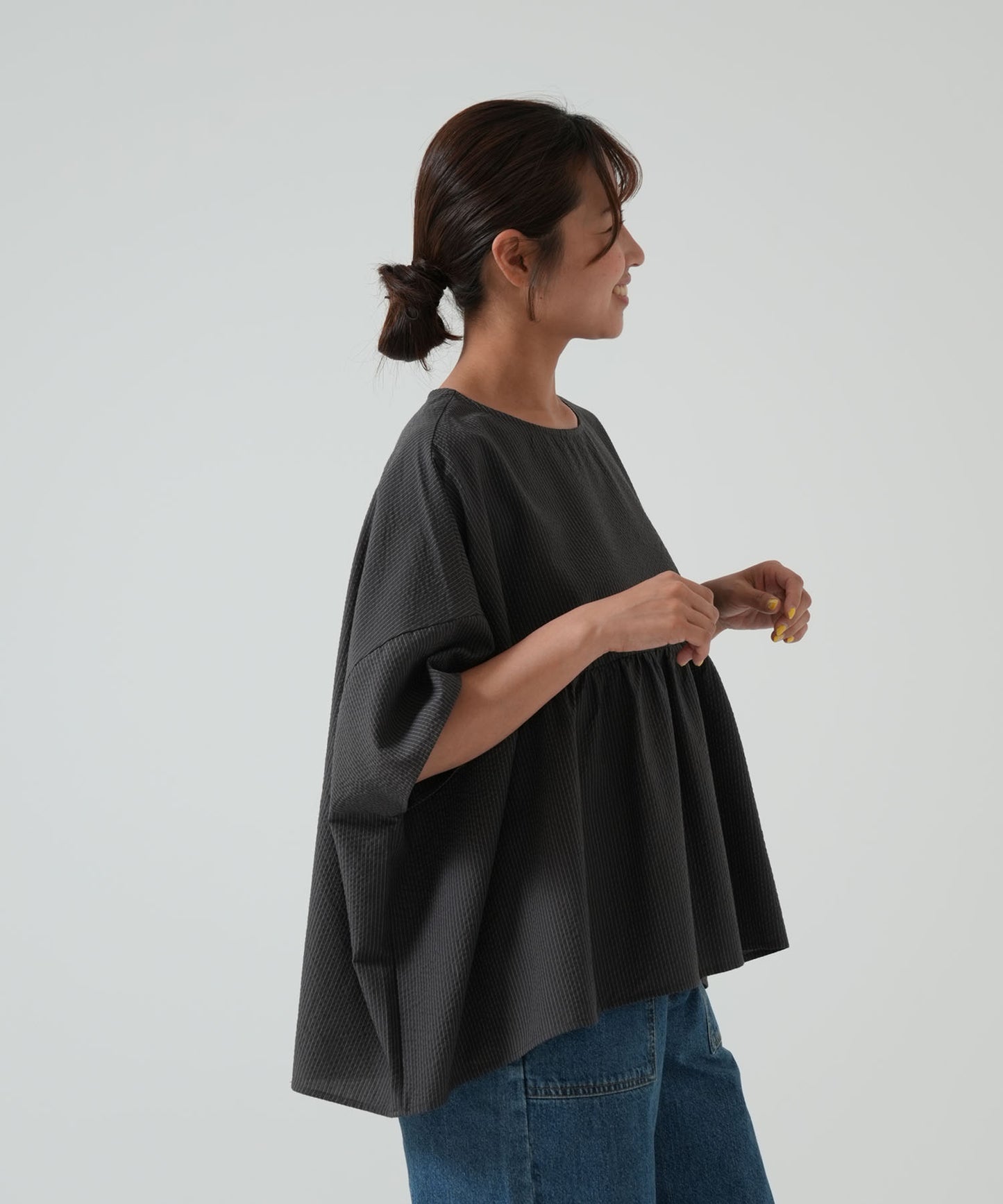★《Scheduled to arrive April 28》Gathered panel pullover
