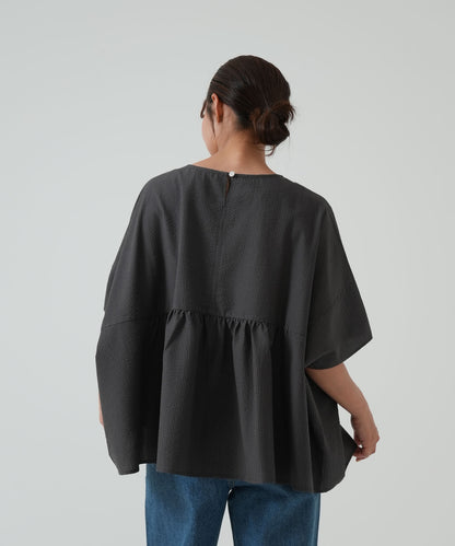 ★《Scheduled to arrive April 28》Gathered panel pullover