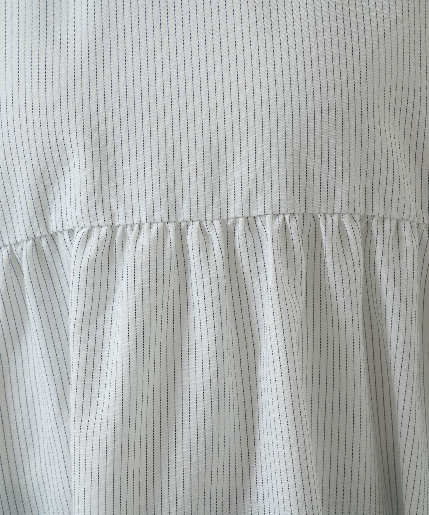 ★《Scheduled to arrive April 28》Gathered panel pullover