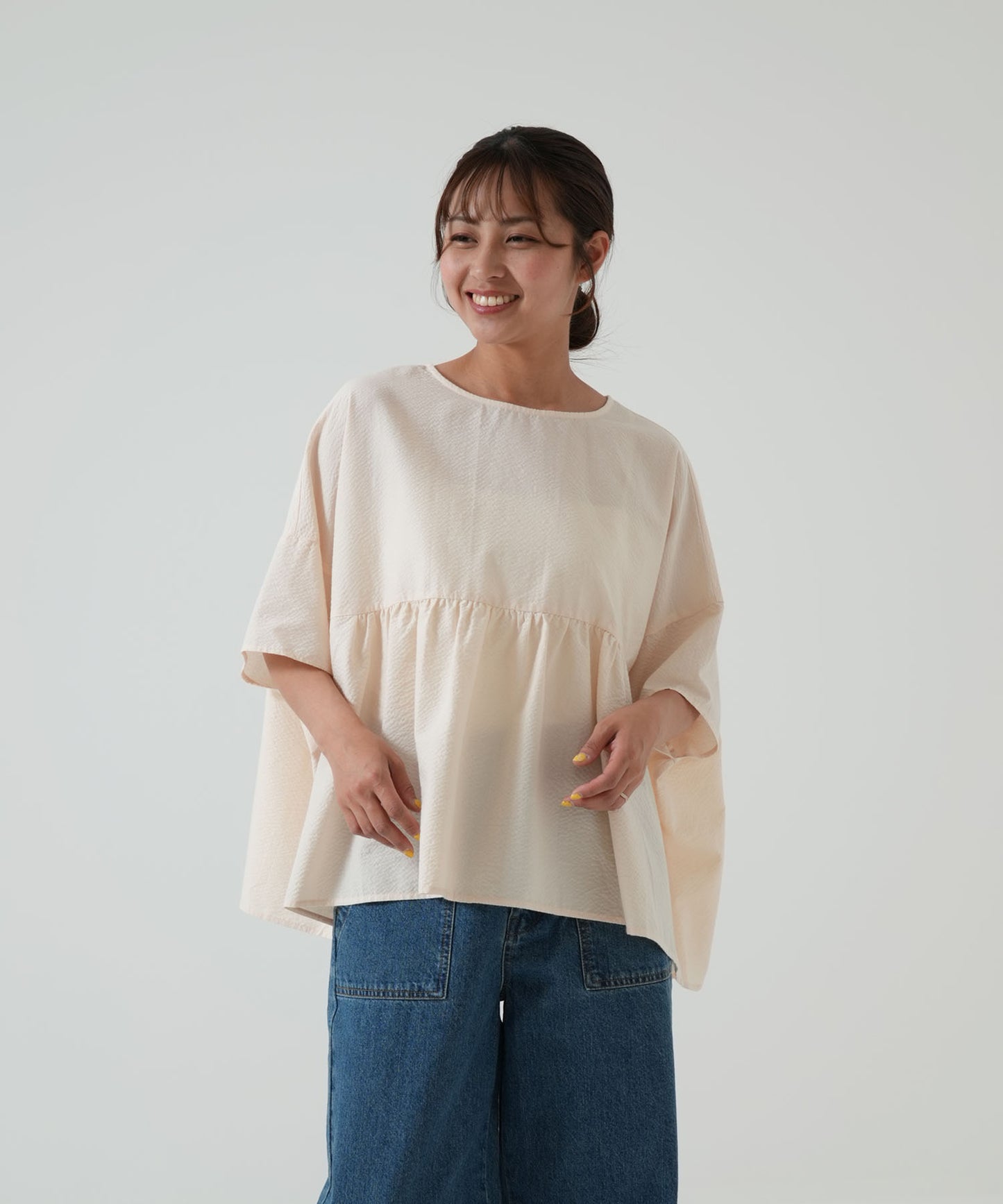 ★《Scheduled to arrive April 28》Gathered panel pullover